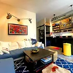 Un Ecrin A Apartment