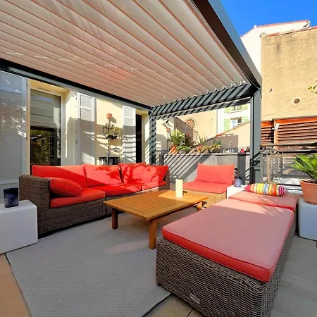 Un Ecrin A 卡西斯